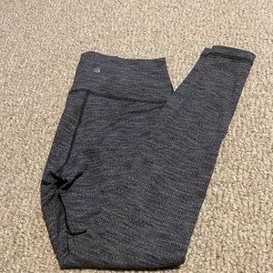 Lululemon leggings size 6